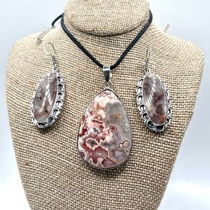 Crazy Lace Agate Pendant & Earrings Set